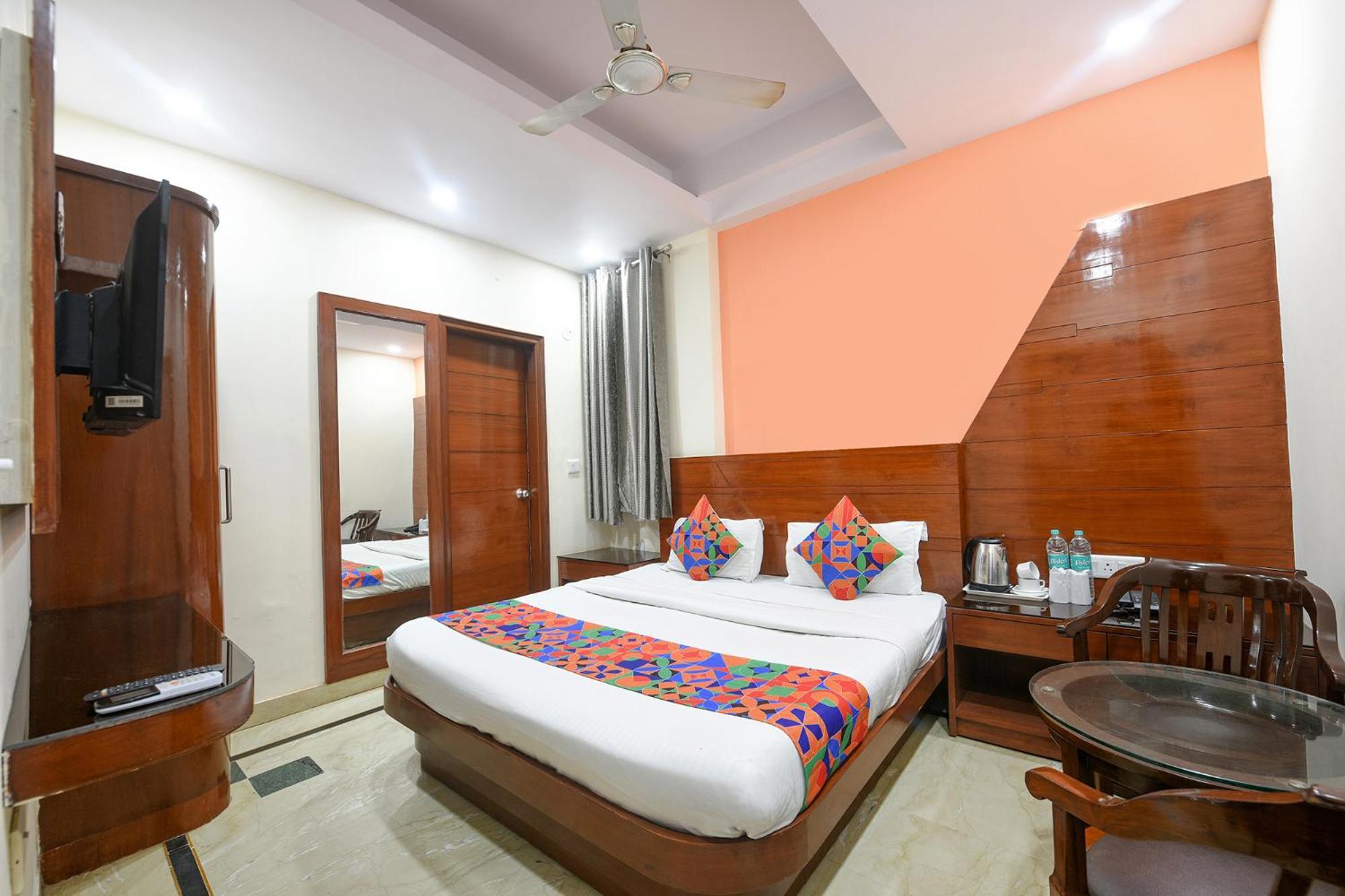 Fabhotel Jaggi Palace Karol Bagh Dillí Exteriér fotografie