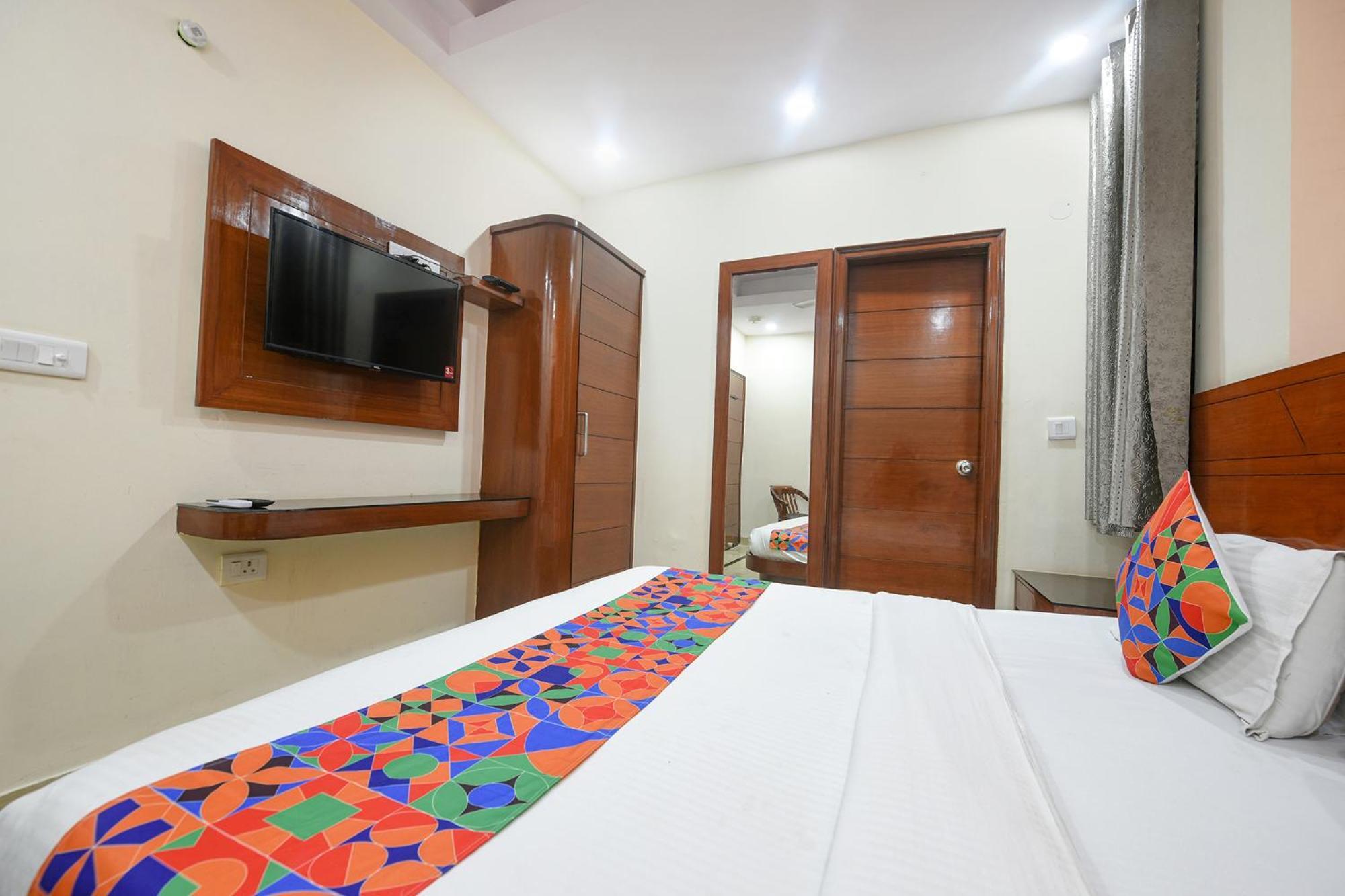 Fabhotel Jaggi Palace Karol Bagh Dillí Exteriér fotografie