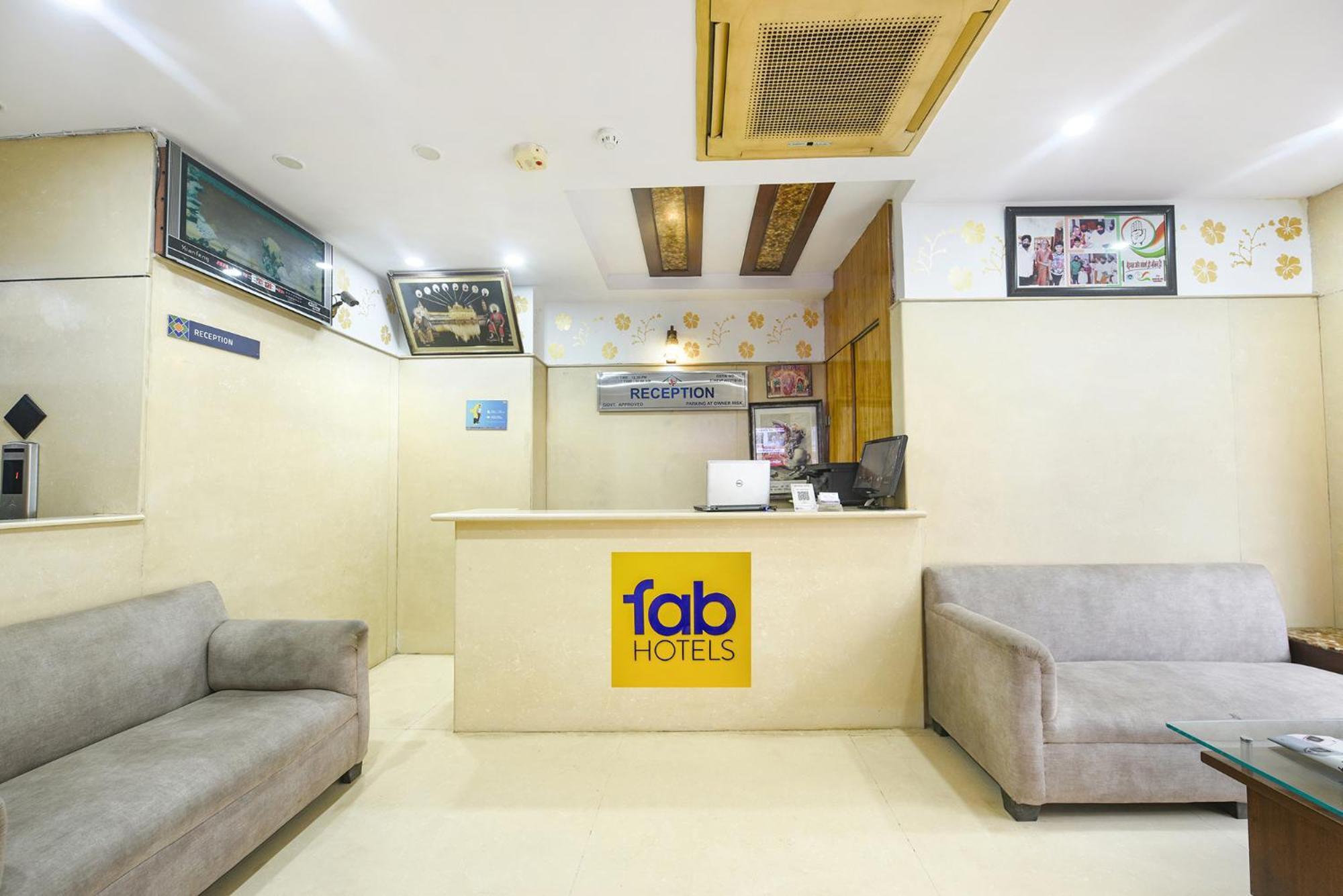 Fabhotel Jaggi Palace Karol Bagh Dillí Exteriér fotografie